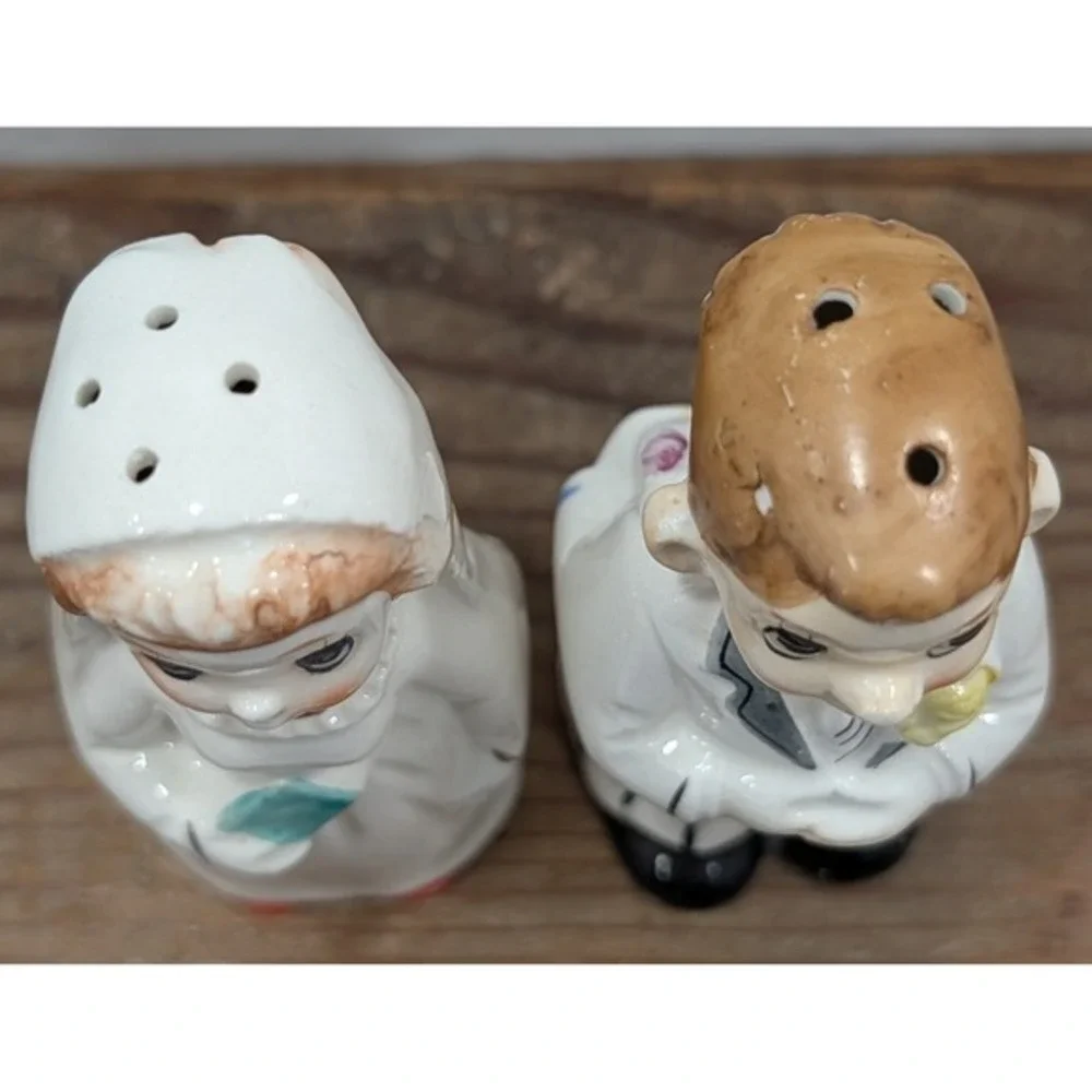 Vintage Double Sided Salt Pepper Shakers Bride Groom / Mom Dad Baby Ceramic Cork